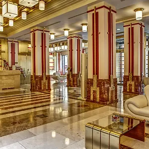 Szálloda Majestic Plaza