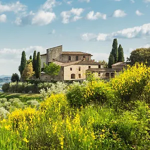 https://castello-la-leccia.it-tuscanyhotel.com