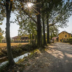 https://cascina-gaggioli.it-lombardy.com