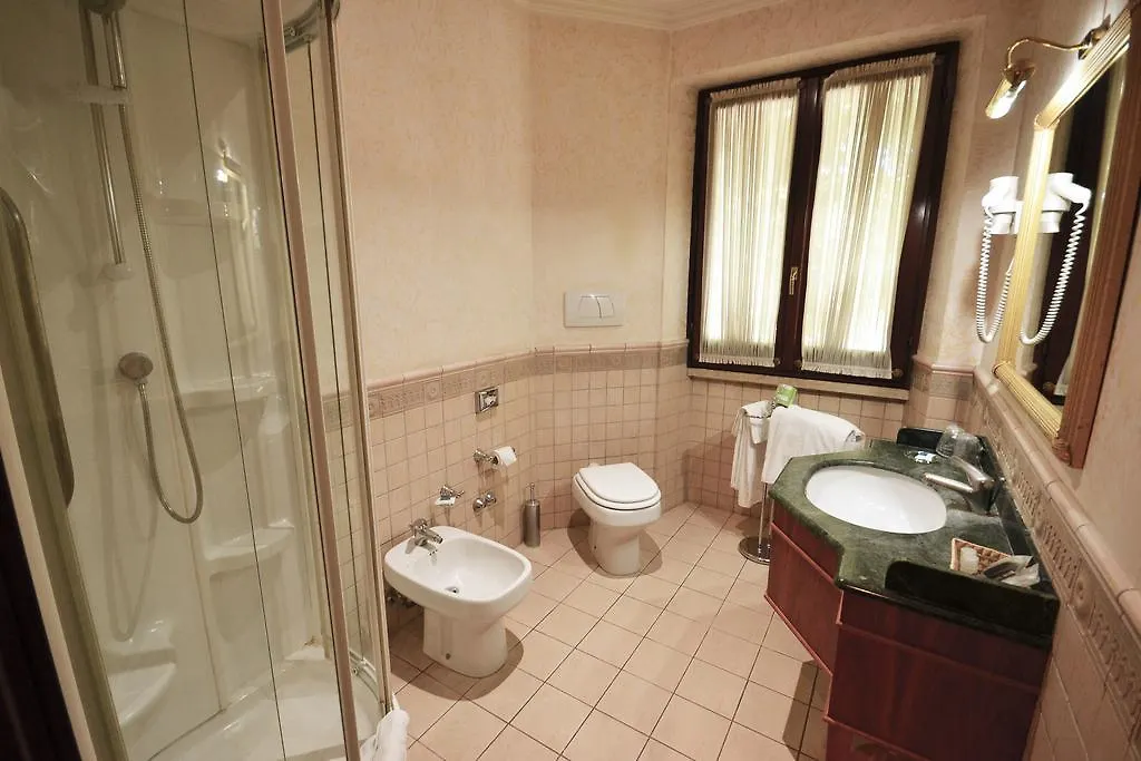 Hotel Cilicia Roma 3*,  Italia